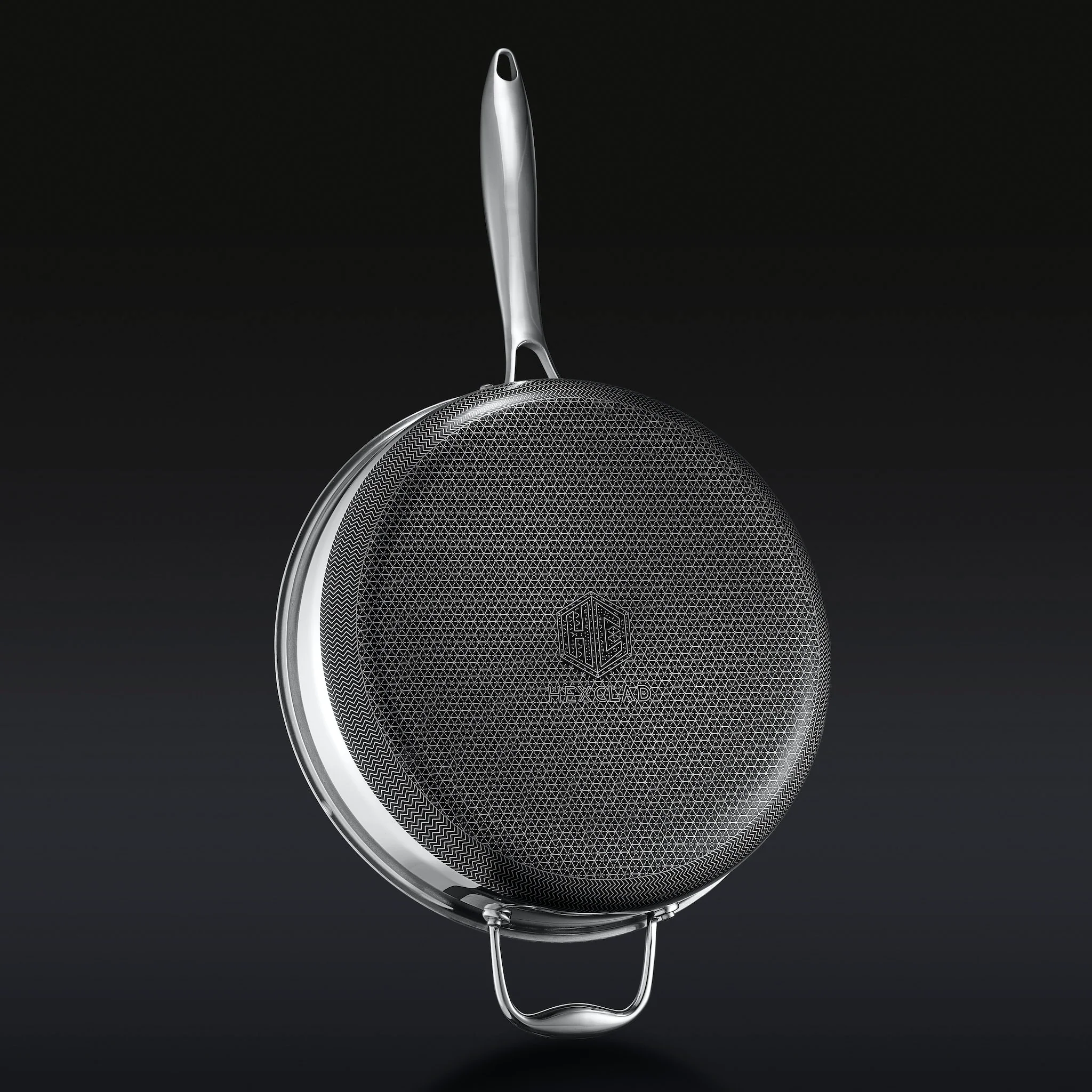 Hybrid Deep Sauté Pan with Lid, 4.5-Qt - Image 5